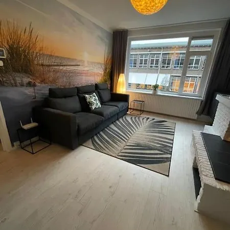 Super Cozy Near Scheveningen Beach!