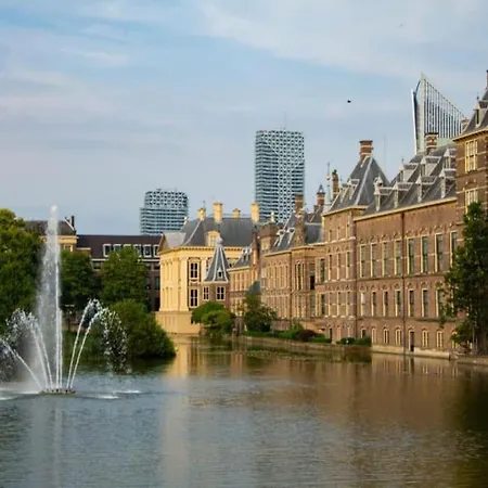 Super Cozy Near Scheveningen Beach! Apartment *